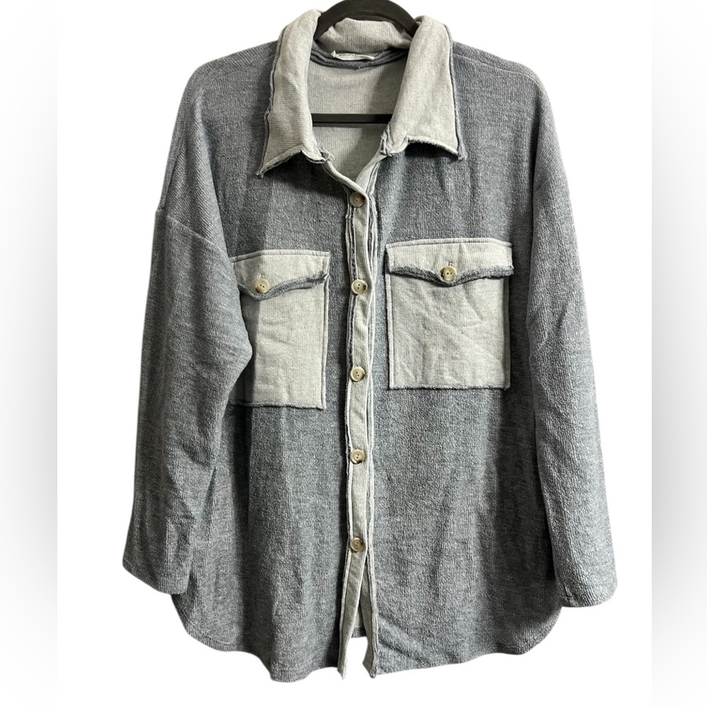 Bucketlist Women’s Blue/Grey Button Down Shacket